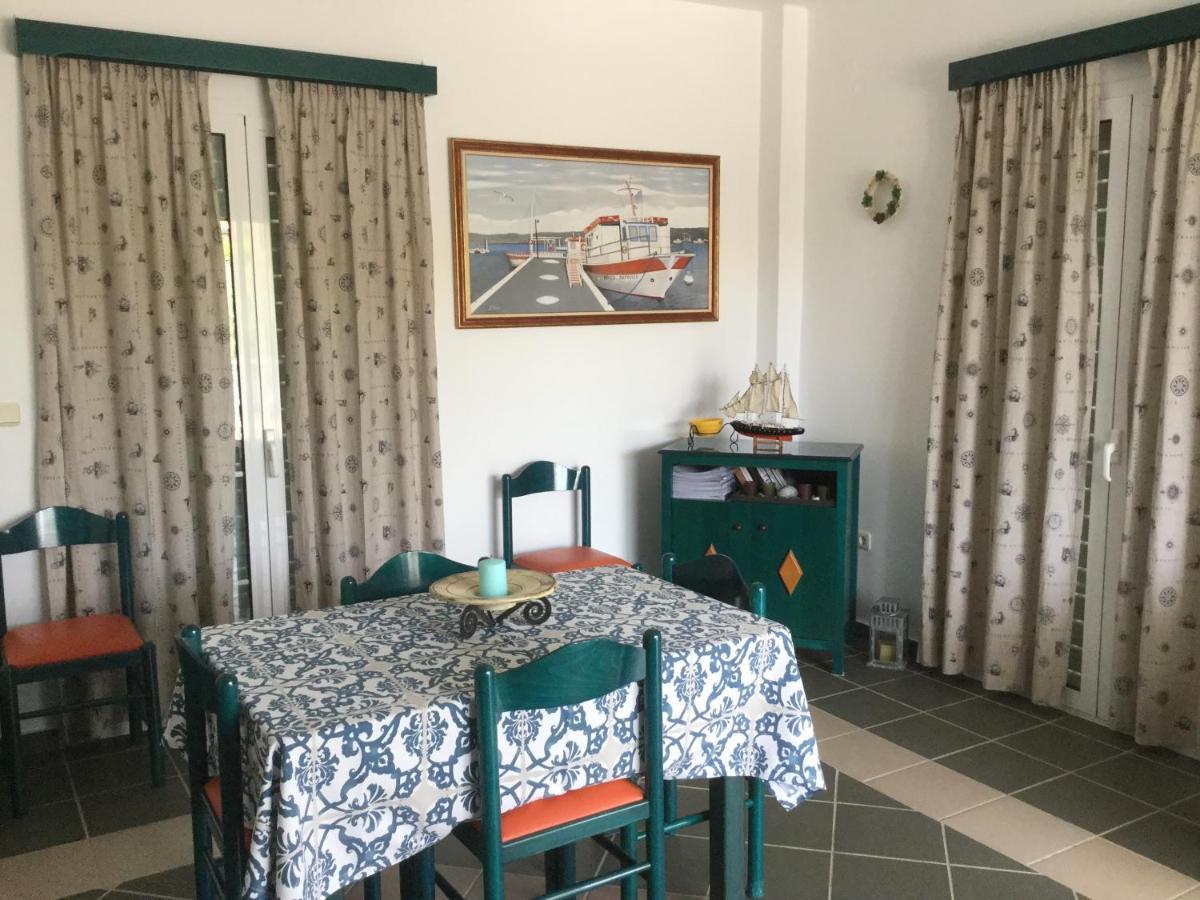 Papoulias Rooms Elafonissos Exterior foto
