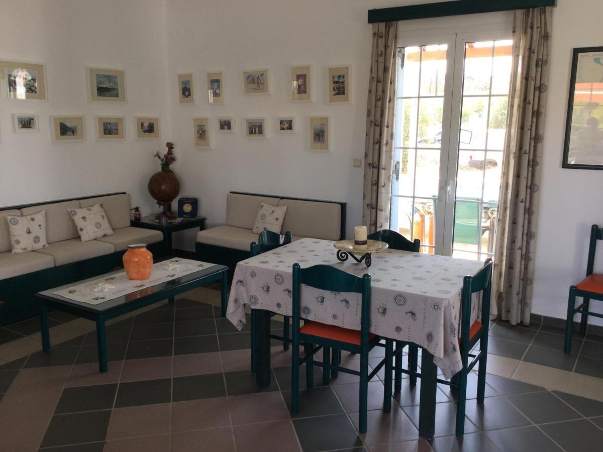 Papoulias Rooms Elafonissos Exterior foto